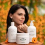 Livia Brito Pestana Instagram - ¡Cuidarte y consentirte es un acto de amor!💚 Comienza el año priorizando el amor propio y mimando tu piel con el kit #bodycare de @evaavobeauty 🥑