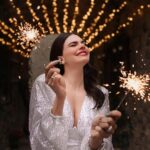 Livia Brito Pestana Instagram - FELIZ AÑO NUEVO A TODXS💖🫶🏻✨ Que todos sus sueños se cumplan y luchen por ellos, empecemos el año con todo, que si esté no fue el mejor hay que manifestar para que los próximos sean los mejores🫶🏻 Te quiero, LB Feliz Año Nuevo