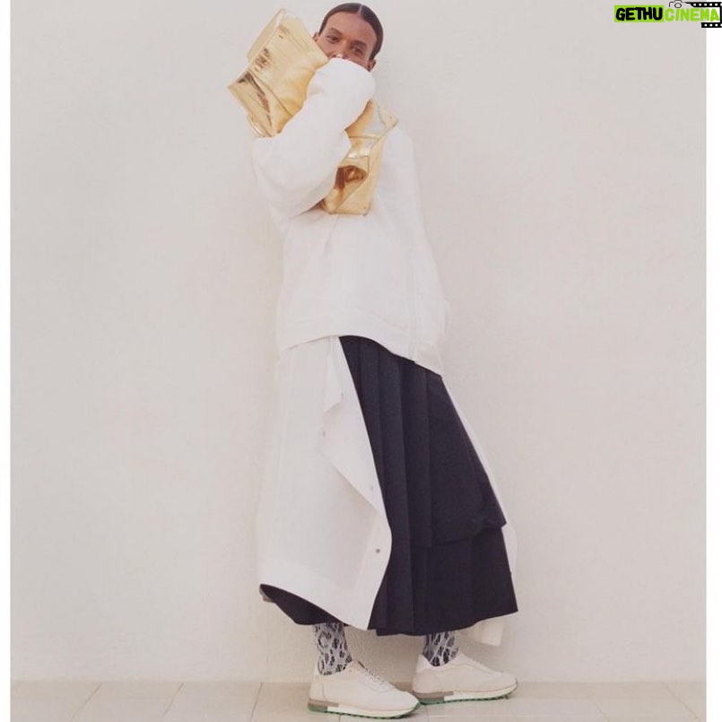 Liya Kebede Instagram - 🤍 @therow @krisztianeder @brian__molloy @farahomidi @tamaramcnaughton