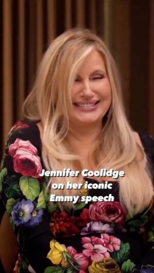 Liz Trinnear Instagram - 💕Jennifer Coolidge💕 This woman is so hilarious and truly an icon. You *must* watch season 2 of the White Lotus on @hbocanada cc: @etalkctv ps. How good is this HBO junket lighting?