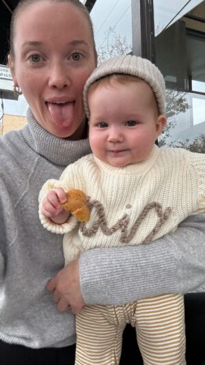 Liz Trinnear Instagram - 6 months with our baby bear 🐻 💕🥖 
.
.
Sweater made by @jcorelli 🥹