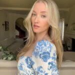 Liz Trinnear Instagram - Fresh 💇🏼‍♀️ . . Hair by: @matthewstylist (styling with @dysonhair airwrap 😍) Los Angeles, California