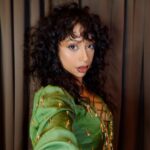 Liza Koshy Instagram - happy incredibly belated diwali to all and to all, a good t-gives night
