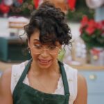 Liza Koshy Instagram - handshaking is back, baby • and so is bake-off. catch this holiday ham on the Great American Baking Show on @therokuchannel 🎅🏾