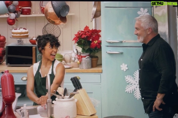 Liza Koshy Instagram - handshaking is back, baby • and so is bake-off. catch this holiday ham on the Great American Baking Show on @therokuchannel 🎅🏾