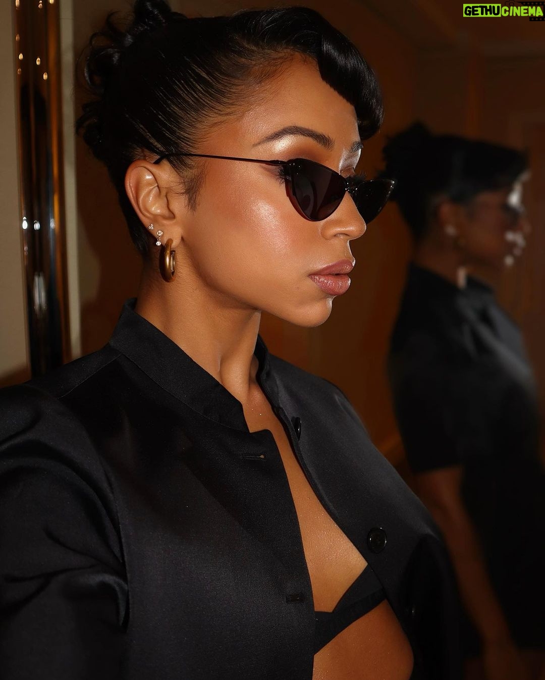 Liza Koshy Instagram - my plus one & i for @diorbeauty nyfw Brooklyn, New York