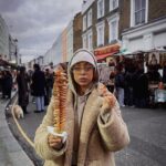 Liza Koshy Instagram - horsin around town bein a cheeky lil bastard London, Unιted Kingdom