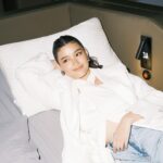 Liza Soberano Instagram - Had a blast at the launch of the first @tempurph cinema in Uptown Mall BGC!! 🛏️ We had the grandest experience laying down on the adjustable Tempur beds and pillows all while eating yummy snacks and watching The Marvels. Thanks for having me @tempurph and @megaworldcinemas, can’t wait to be back!!! 🍿 Make-up: @antheabueno Hair: @iamantoniopapa Styled by: @stylizedstudio Photos by: @meetkeso