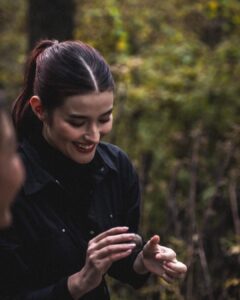 Liza Soberano Instagram - Truffle hunting in Piedmont, Italy with team @harlanholden.coffee 🍄 #HarlanCoffee #BecauseHazelnut