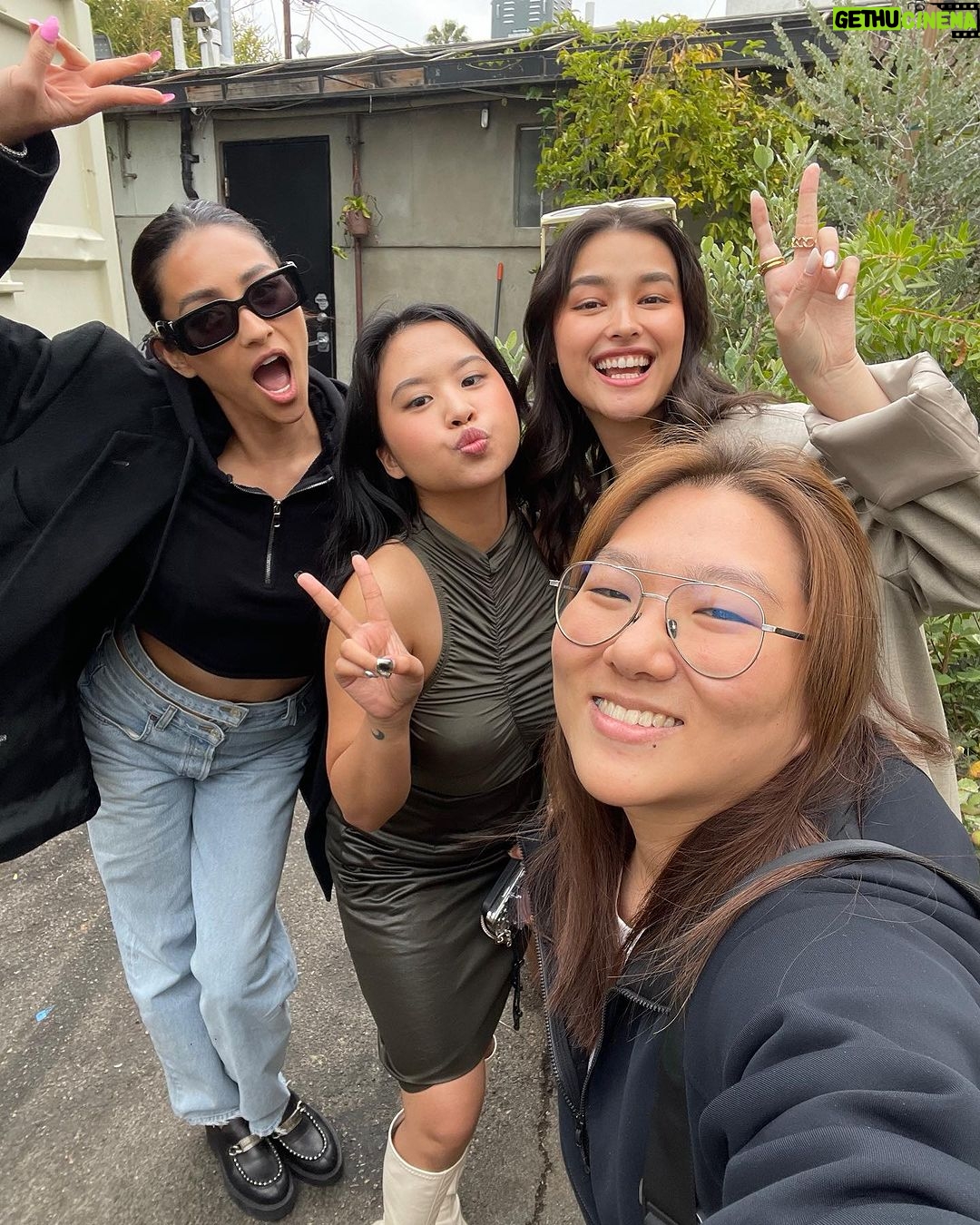 Liza Soberano Instagram - LA recap out now on my channel!! Link in bio 💘 Los Angeles, California