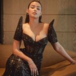 Liza Soberano Instagram - Gold Gala 2023 lewk ✨🇵🇭 @pircillapae @ryanrichman @markbumgarner @perrytabora @globalringsjewelry