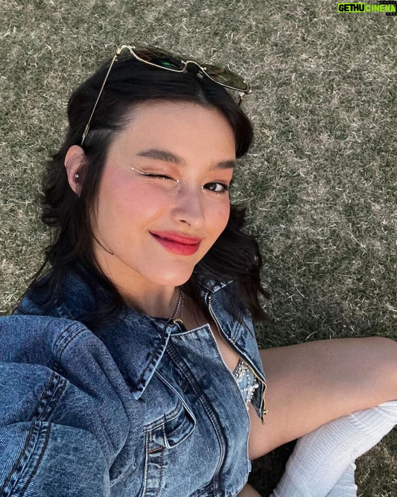 Liza Soberano Instagram - Coachella ‘23 🎡 Made it a little late and was only able to attend day 2 & 3 but still had soooo much fun! ✨ Peep the zoomed in videos I took with my Galaxy S23 Ultra 🤯 Coachella Music Festival