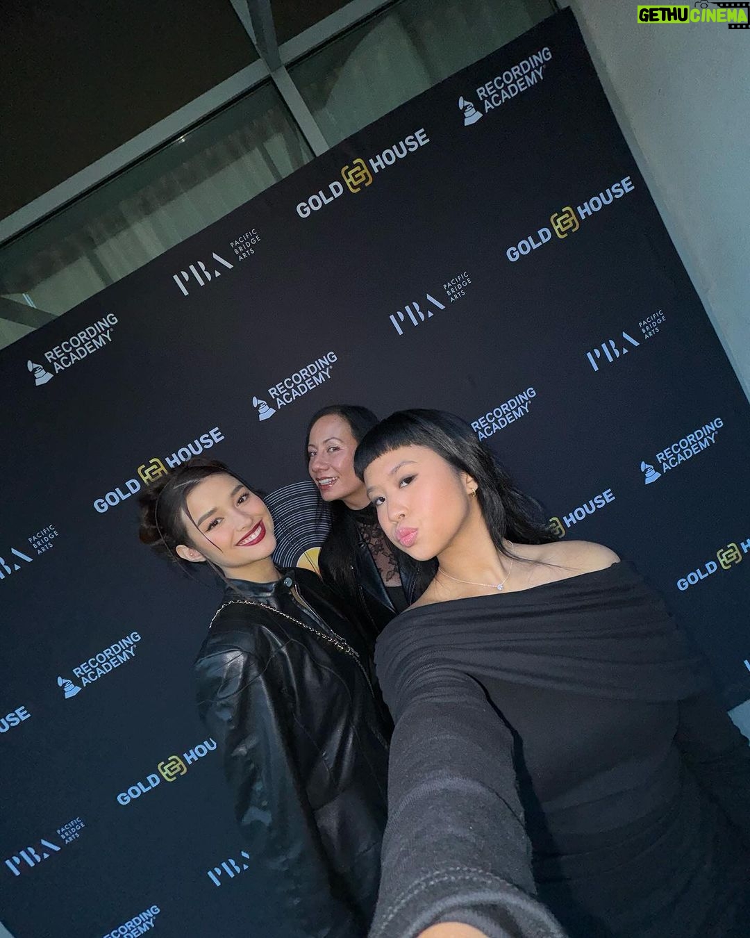 Liza Soberano Instagram - Press week tingz @lisafrankensteinfilm 👉🏻👈🏻 Los Angeles, California