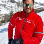 Loïc Fiorelli Instagram - Derniers moments sur les pistes de @vars_fob ❄️⛷ #ski #vars #mountains #frenchalps #sun #snow #red #ESF #hellyhansen Vars La Forêt Blanche