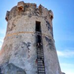 Loïc Fiorelli Instagram - ☀️Jolie rando à la tour et au phare de Senetosa ❤️ #corse Torra di Senetosa