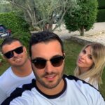 Loïc Fiorelli Instagram – À votre avis qui a le meilleur caractère? ⚡️😂 #family #brother #sister Marseille, France