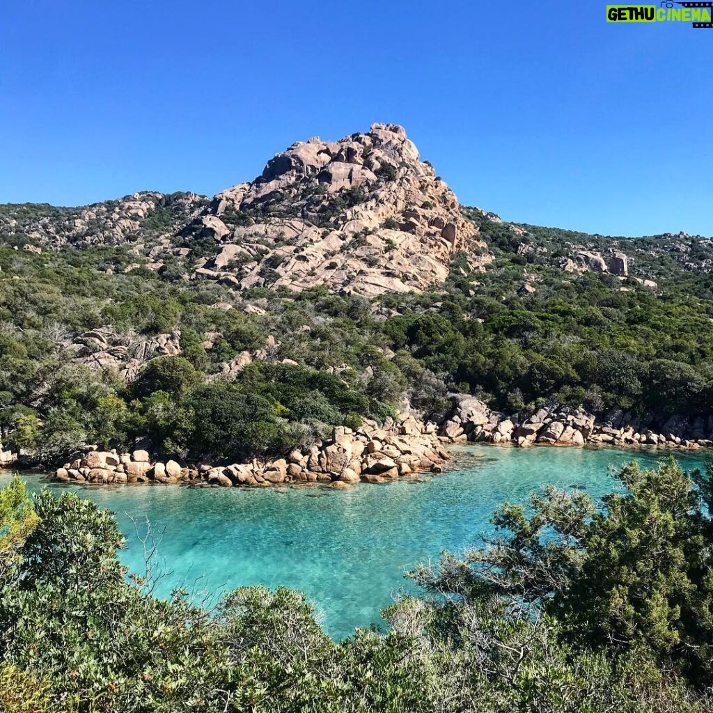 Loïc Fiorelli Instagram - ☀ #Paradis - Cala Longa, Corse ☀ Tizzano