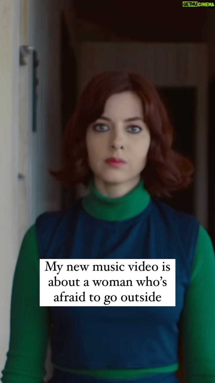 Lola Blanc Instagram - My new music video for #trustme is also a short film I directed about manipulation and perception and, believe it or not, you can watch it now