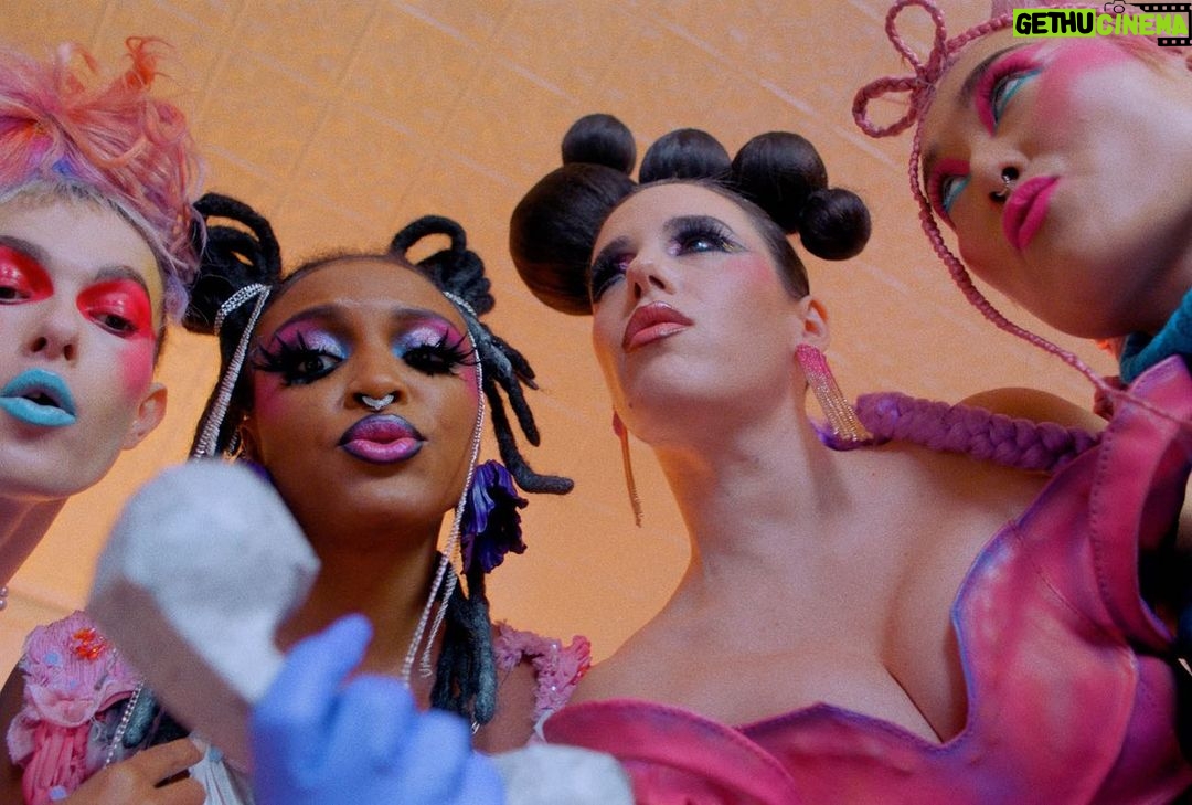Lola Blanc Instagram - Some favorite stills and press looks from the new @noiagisela ft. @elaminus video I directed! Director: @oohlalola DP: @sonjatsypin Producer: @ash__monique Production company: @portal_ny AD: @pinkepanther Movement director: @kinlawww Stylist: @yuritachi Stylist assistant: @briannaklouda Hair stylist: @daveydidmyhair Hair assistant: @jetkeefebeauty Production designer: @lilne Set dresser: @edwards_eli Makeup artist: @sterlingtullnyc Corsets: @houseofpuglielli Shoes: @charleskeithofficial Gaffer: @arielnehorayoff KG: Akil Jones Swing: Julia Payne 1st AC: Julia Crytser 2nd AC: Louis Mittel Talent: @noiagisela @josh.wallin @ciarachaii @yuritachi Editor: also me Motion graphics & VFX: @yeraydorta Color: @assemblypost Colorist: @carretero.color Color assist: @fontbullrich Color producer: @veronicawbb