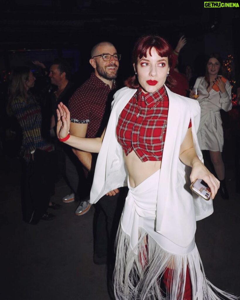 Lola Blanc Instagram - Christmas cowgirl chic @ last night’s #guardiansholidayspecial party. The special made me very happy and so did my friends