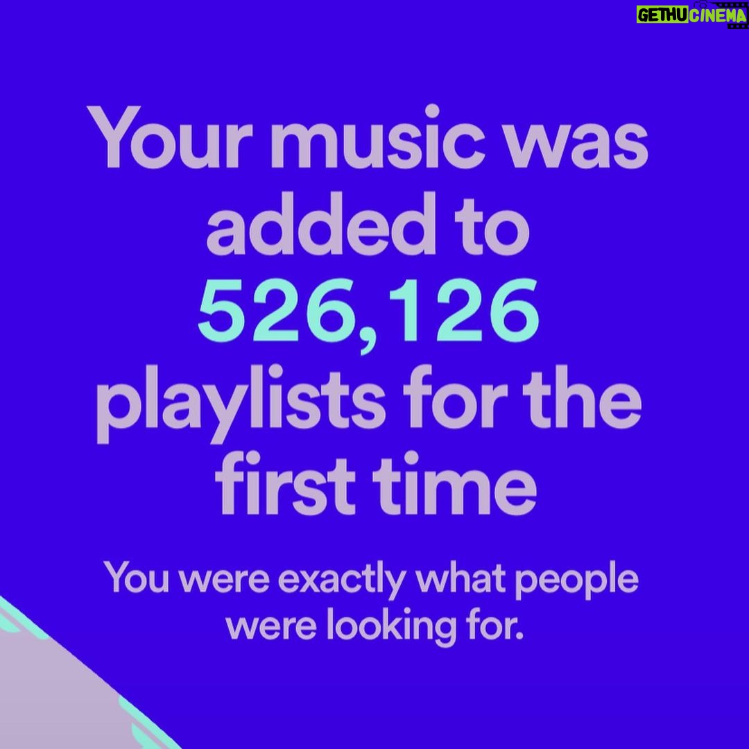 Lola Blanc Instagram - Thanks for listening to my lil songs, y’all. More music coming next year ✨