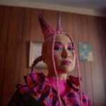 Lola Blanc Instagram - Some favorite stills and press looks from the new @noiagisela ft. @elaminus video I directed! Director: @oohlalola DP: @sonjatsypin Producer: @ash__monique Production company: @portal_ny AD: @pinkepanther Movement director: @kinlawww Stylist: @yuritachi Stylist assistant: @briannaklouda Hair stylist: @daveydidmyhair Hair assistant: @jetkeefebeauty Production designer: @lilne Set dresser: @edwards_eli Makeup artist: @sterlingtullnyc Corsets: @houseofpuglielli Shoes: @charleskeithofficial Gaffer: @arielnehorayoff KG: Akil Jones Swing: Julia Payne 1st AC: Julia Crytser 2nd AC: Louis Mittel Talent: @noiagisela @josh.wallin @ciarachaii @yuritachi Editor: also me Motion graphics & VFX: @yeraydorta Color: @assemblypost Colorist: @carretero.color Color assist: @fontbullrich Color producer: @veronicawbb