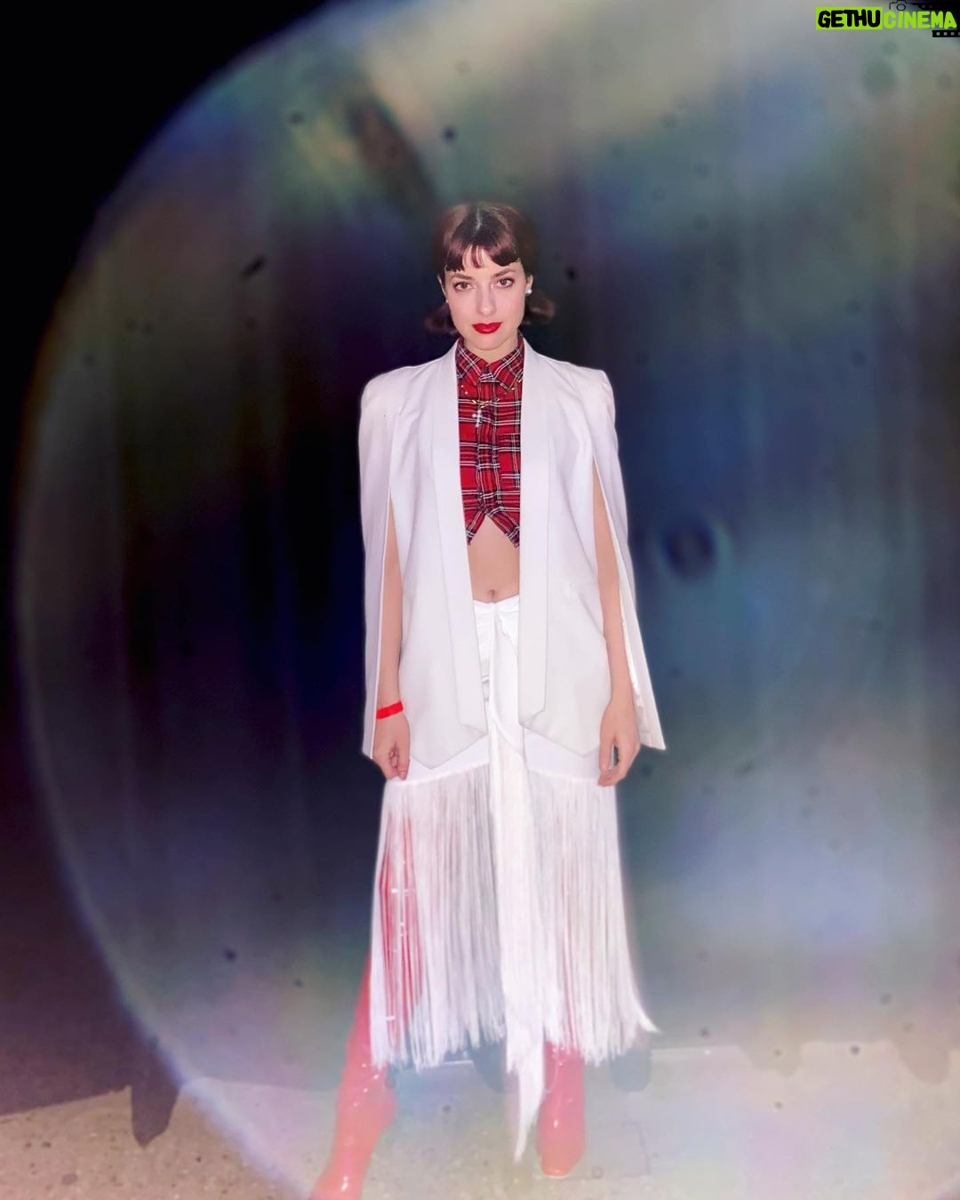 Lola Blanc Instagram - Christmas cowgirl chic @ last night’s #guardiansholidayspecial party. The special made me very happy and so did my friends