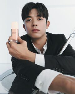 Lomon Instagram - @nylonjapan @diorbeauty @dior