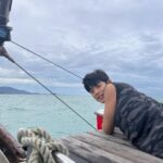 Lomon Instagram - 올 한 해 감사했습니다 ✨새해복 많이 받으세요 🐰 Thank you for this year ✨ Love u 💕 See you next year 🐰 Ko Samui