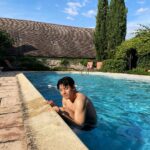 Lomon Instagram - ☀️🐳🕊️🎶 Bourgogne, France