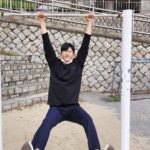 Lomon Instagram - #3인칭복수 @disneypluskr 지수헌 운동중 ⛹️‍♂️🏋️‍♂️