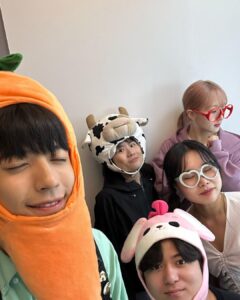 Lomon Instagram - 🥸💇‍♂️😴🛍️🥕
