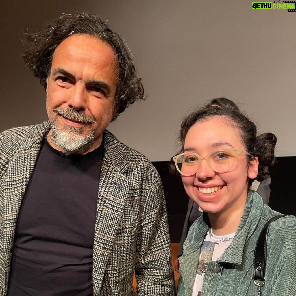 Lori Mae Hernandez Instagram - Alejandro González Iñárritu!!!! Incredible Oscar-winning Filmmaker!!!!!!!! He wrote, directed, and produced Birdman, The Revenant, and most recently Bardo: False Chronicle of a Handful of Truths! Gorgeous movie! Such an honor to meet such a prominent Latino filmmaker!!!!!!! 🎞🎥🇲🇽#film #alejandroinarritu #bardo #birdman #therevenant #filmmaker #latinofilmmaker
