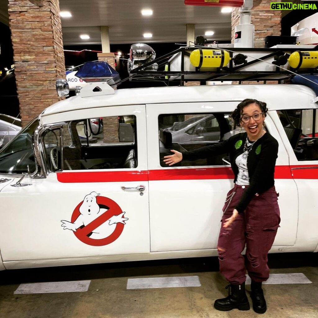Lori Mae Hernandez Instagram - 👻WHO YOU GONNA CALL?!?!? 👻 who’s your favorite ghostbuster? #ghostbusters #ghostbuster #ghost #happyhalloween #halloween #ghostbustercar #halloween2023