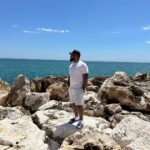 Lost Instagram - J’suis tout seul mais c’est comme ça au sommet…🚶🏾‍♂️🌴 #Héritage Marbella, Puerto Banus - Spain