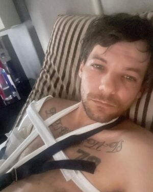 Louis Tomlinson Instagram - This time last year I had no idea the year I was about to have. The places I’ve seen, the people I’ve shared the memories with, the shows I’ve been lucky enough to play. I’ll never forget it. Thank you to everyone who played a part in making this year so special. Can’t wait to see what next year has for us!