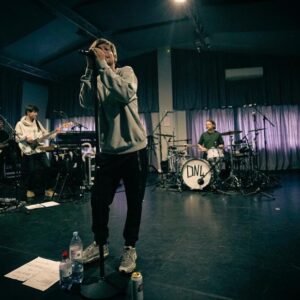 Louis Tomlinson Instagram - Tomorrow is going to be special!