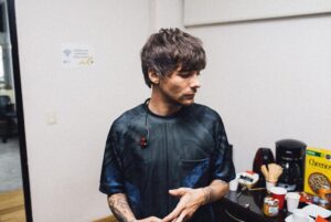 Louis Tomlinson Instagram - What an unbelievable tour it’s been so far! Can’t wait for the next part!