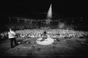 Louis Tomlinson Instagram - After two years of waiting this tour has been special so far. THANK YOU!