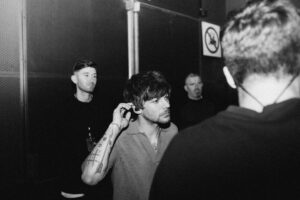 Louis Tomlinson Instagram - After two years of waiting this tour has been special so far. THANK YOU!