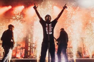 Louis Tomlinson Instagram - After two years of waiting this tour has been special so far. THANK YOU!