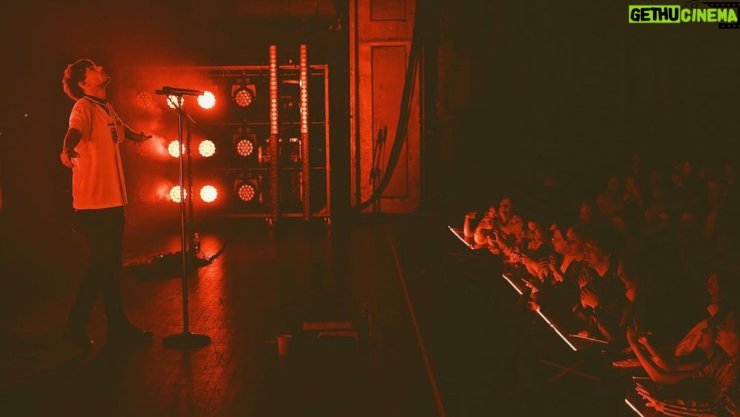 Louis Tomlinson Instagram - North America! This has been the most incredible start to my tour. Thank you for all your support!