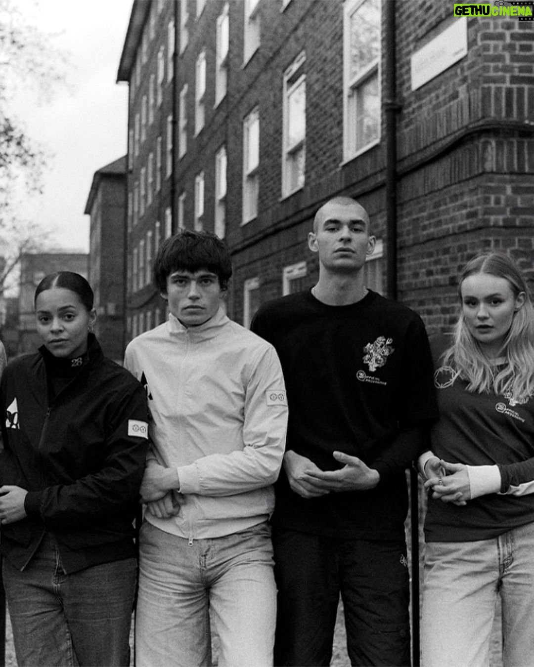 Louis Tomlinson Instagram - Many know @louist91 as a Doncaster lad-turned-pop-icon and part of era-defining boyband, One-Direction. But despite his superstar status, the 31-year-old has never lost touch with his relaxed Northern soul. It’s been central to everything he puts his mind to, from music to football… and now, his new clothing brand, 28. 28 is Tomlinson’s tribute to his humble beginnings in music, fashion, and sport, representing his Doncaster Rovers squad number and his lifetime devotion to the football club. The brand idea came to him nearly a decade ago, taking a closer look at standard tour merchandise and finding missing pieces, feeling “a creative itch that I wanted to scratch.” While concert apparel caterers to the general public, 28 allows his artistic talents to run wild. “That’s why 28 excites me. It’s something that can be a little bit more tailored, a little bit more stylized. I suppose it’s similar to songwriting… seeing how deep your imagination can go when creating clothes.” Tomlinson sat down with Hypebeast to discuss all things @28clothing, his all-new streetwear label that embodies everything he has been, is, and will be. Read the interview in full at hypebeast.com ⚽️ Photo: 28