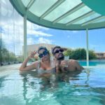 Luís Marvão Instagram - A ressacarmos de todo o amor do dia de ontem. E a vivermos a ressaca de hoje. ✌️ @whiteshellbeachvillas era disto que precisávamos: tranquilidade. Água . E um jacuzzi. White Shell Beach Villas