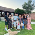 Luís Marvão Instagram - Dump das férias em família com fotografias, ganchos, um fadinho e uma Malu cheia de cenário até a dormir 😍😍😍😍 Tondela - Portugal
