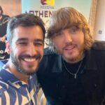 Luís Marvão Instagram - Que sonho @jamesarthur23 🙌🏻🙌🏻🙌🏻🙌🏻 Ainda não consigo tirar o sorriso e os meus músculos da cara doem de felicidade! Hoje tive a oportunidade de entrevistar o @jamesarthur23 e ele disse que foi a melhor entrevista ever 😱😱! Whatttt!!?!?!!!? Am I dreaming? 🥹 Claro que ajudou levar uns pasteiszinhos de nata e o vinho do meu sogro 😌 Entretanto vou postar o vídeo da entrevista completa para saberem mais sobre e para perceberem a coincidência que foi em ter levado os pastéis! Que momento incrível, que certamente irei recordar sempre com este sorriso que faz doer o músculo. 😍 #jamesarthur #entrevista Lisbon, Portugal