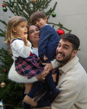Luís Marvão Instagram - Feliz Natal 🎄 
Que seja uma noite leve, cheia de amor e de sentimentos bons. 
Um grande beijinho nosso a todos os que nos querem bem 🤍
📸 da nossa querida @margaridaespanha