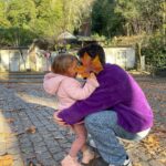 Luís Marvão Instagram - Viemos ver Braga pintada de Outono e vimos as folhas mais lindas e o céu que nos brindou com cores únicas no Bom Jesus🍁🍂🍁 tão bom podermos ter nesta cidade um bocadinho da nossa história enquanto família. 🧡 Santuário do Bom Jesus do Monte