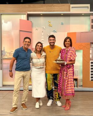 Luís Marvão Instagram - Partilhar o palco e a vida com quem mais amamos! 🧡
Mais uma vez obrigado ao programa Alô Portugal e à @sicoficial pelas surpresas no meu dia de anos 😍 e ainda tive a surpresa da minha Malu a cantar a “Por Ti” (arrasta para o lado porque vale muito a pena). É incrível ver os nossos pequenos a cantar as minhas músicas, é um sonho 🫶🏻🫶🏻🫶🏻