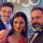 Luís Simões Instagram - 30⁰ aniversário @tvioficial ✨🎂🎈📸💃🤵🎉 Sim, já sei, sou sempre o último... #tvi #tvioficial #galatvi30anos #tvi30anos #gala #aniversário Aula Magna